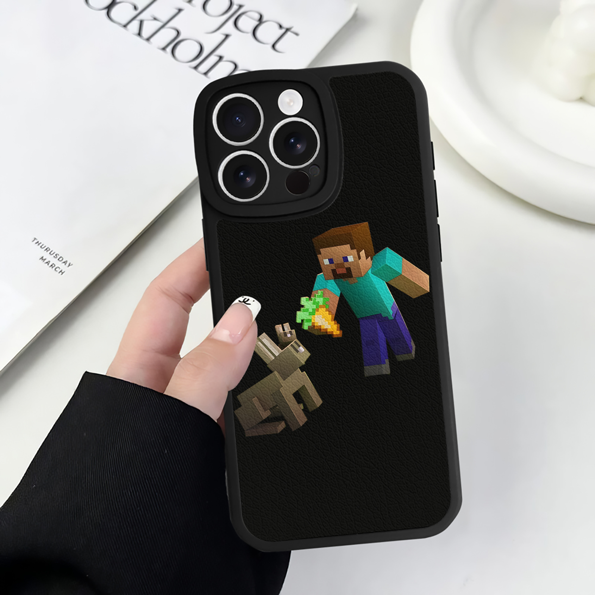（画像用） マインクラフト ブロックの世界 Minecraft MC Block world 【iPhone 16シリーズ対応】シリコンスマホケース（レザー調） 材質：シリコン